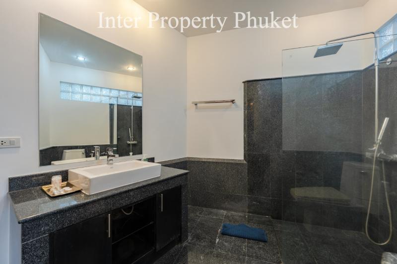 4 Bedrooms New renovated villa for rent and sale