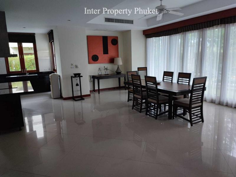 RLG258 4 Bedrooms villa for rent