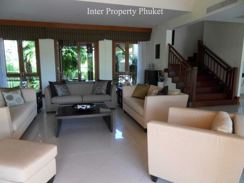 RLG258 4 Bedrooms villa for rent