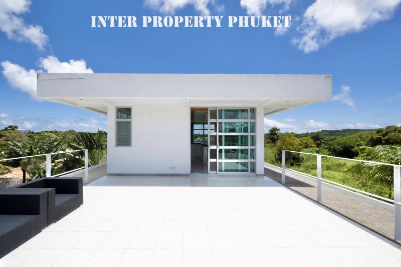 5 bedrooms villa for short-term rent