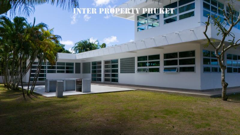 5 bedrooms villa for short-term rent