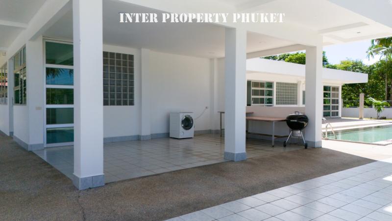 5 bedrooms villa for short-term rent