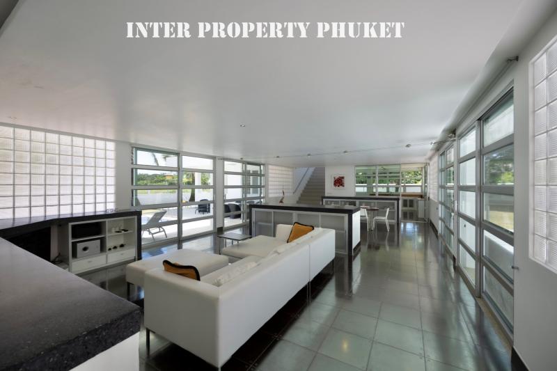 5 bedrooms villa for short-term rent
