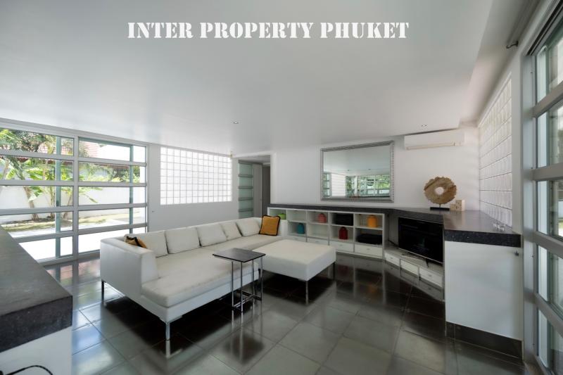 5 bedrooms villa for short-term rent