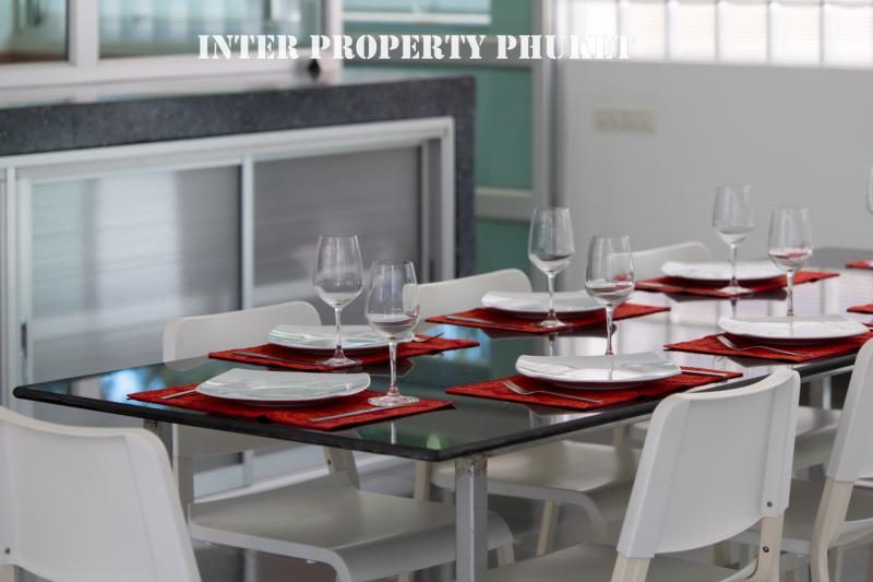 5 bedrooms villa for short-term rent