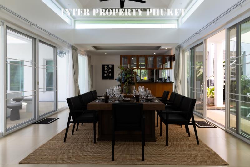 5 bedrooms villa for short-term contract only