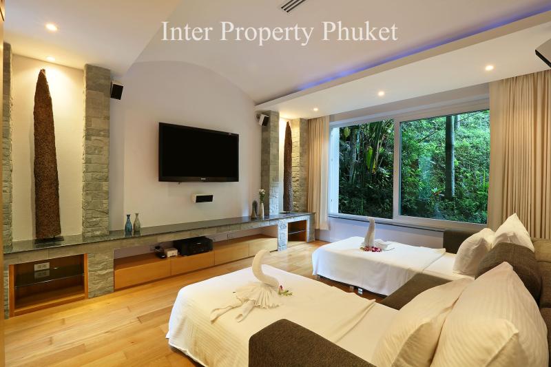 7 Bedrooms Villa for sale