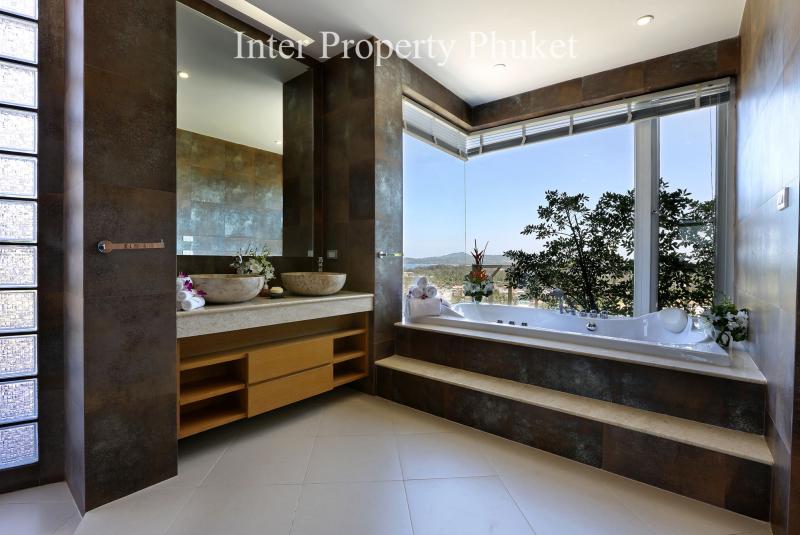 7 Bedrooms Villa for sale