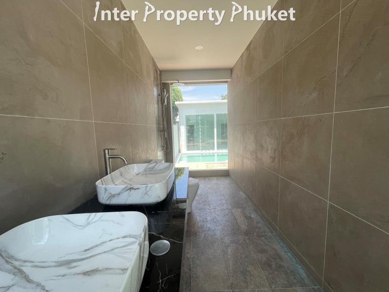 3 Bedrooms  private Pool ready to move in NOVEMBER
