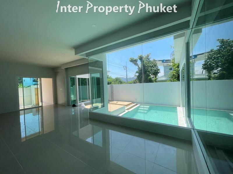 3 Bedrooms  private Pool ready to move in NOVEMBER