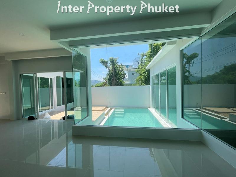 3 Bedrooms  private Pool ready to move in NOVEMBER