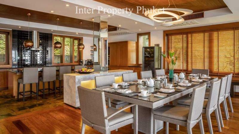 5 bedrooms with Grand luxury villa Seaview