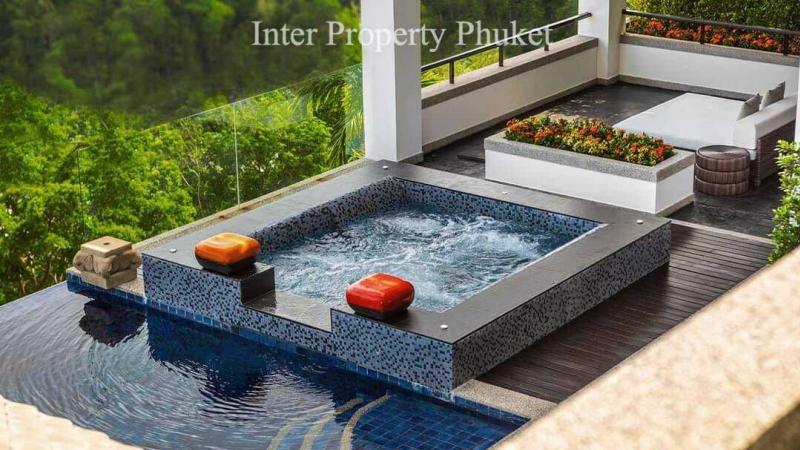 5 bedrooms with Grand luxury villa Seaview