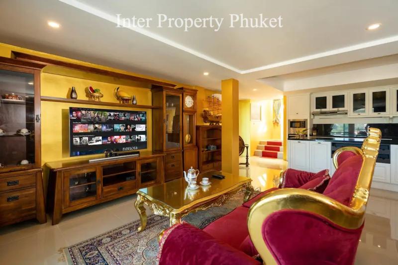 8 Bedrooms Villa in Patong for rent