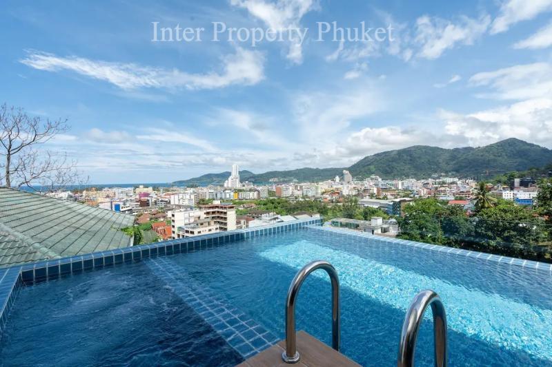 8 Bedrooms 10 Bathrooms Villa in Patong for rent