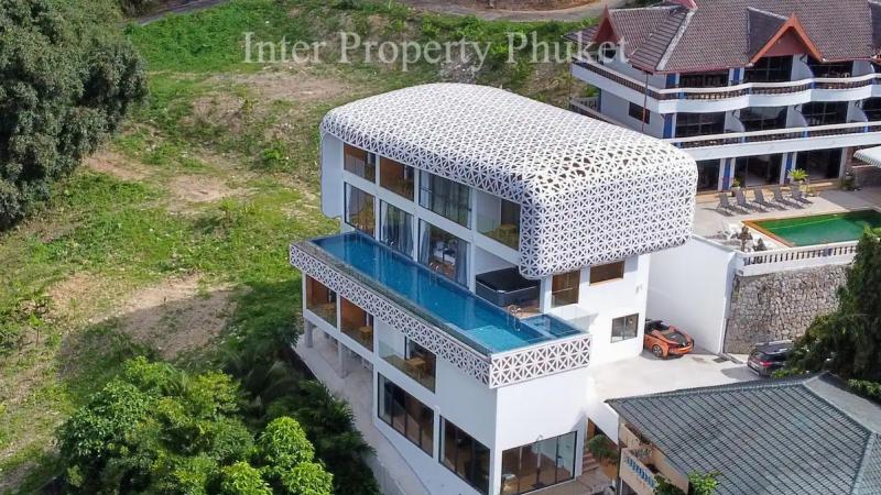 8 Bedrooms 10 Bathrooms Villa in Patong for rent