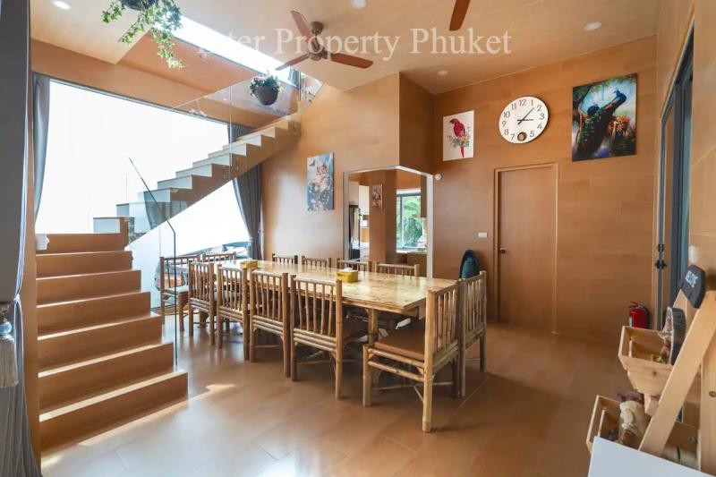 8 Bedrooms 10 Bathrooms Villa in Patong for rent