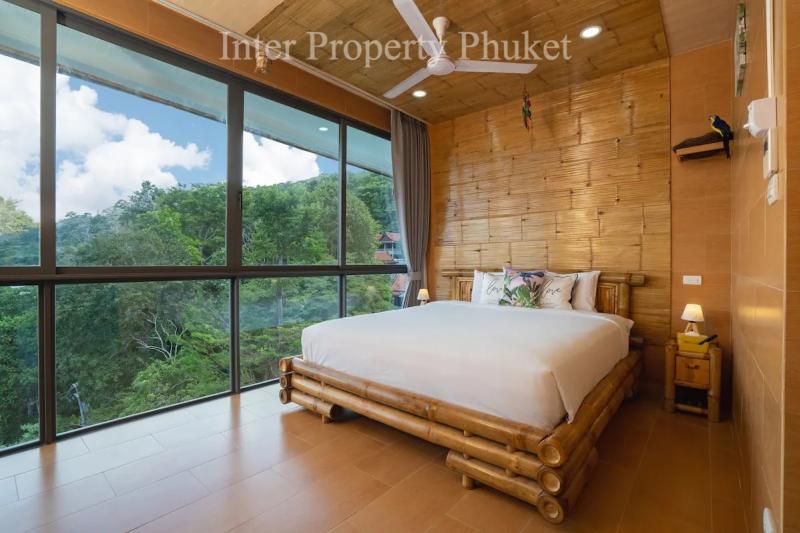 8 Bedrooms 10 Bathrooms Villa in Patong for rent