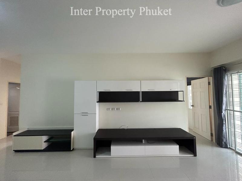 3 Bedroom Renovated House for rent
