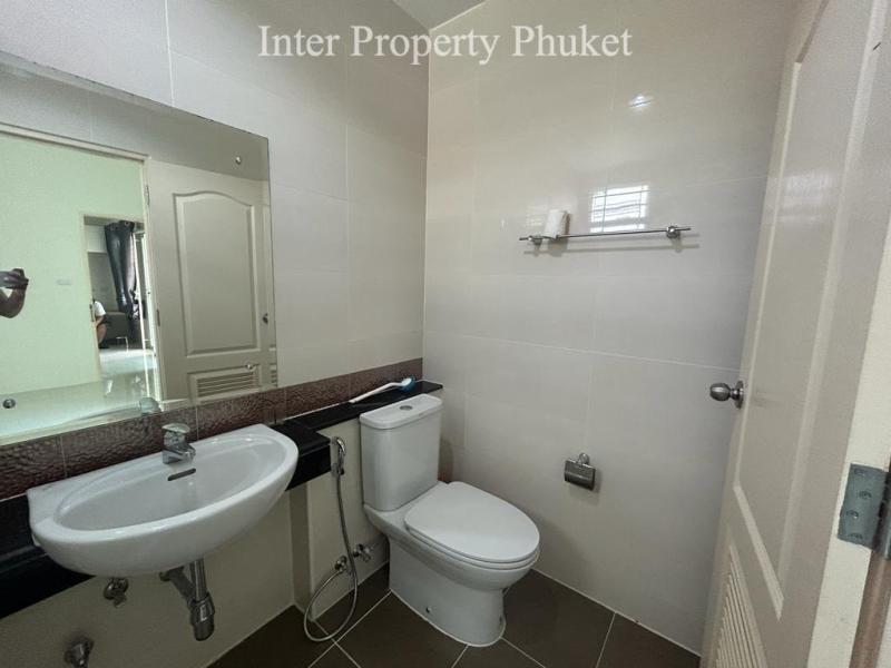 3 Bedroom Renovated House for rent