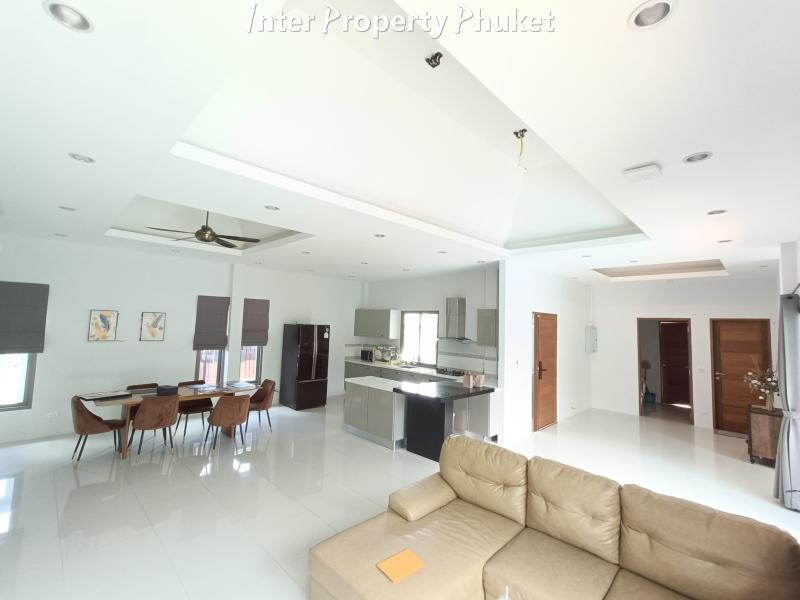 3 Bedrooms villa for rent and sale