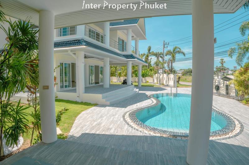 3 Bedrooms private pool villa for sale