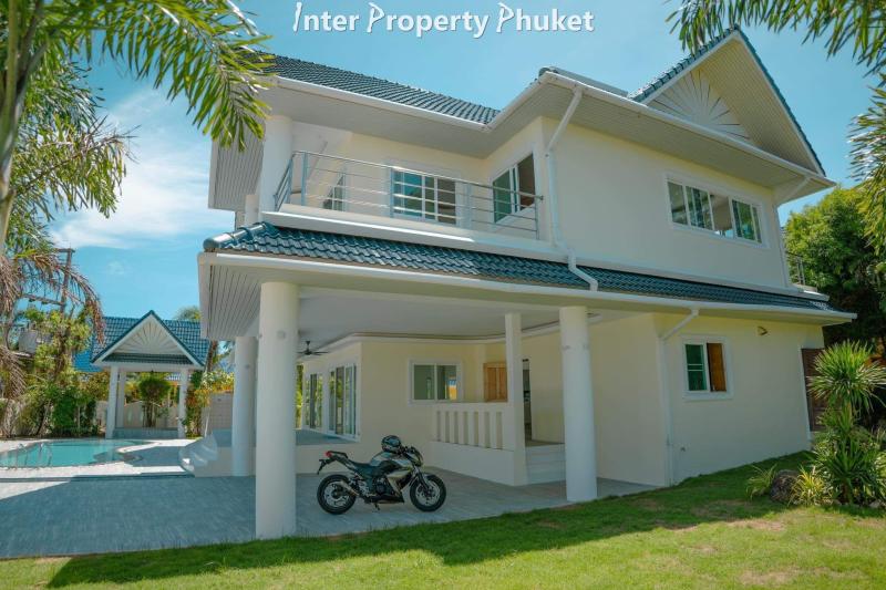 3 Bedrooms private pool villa for sale