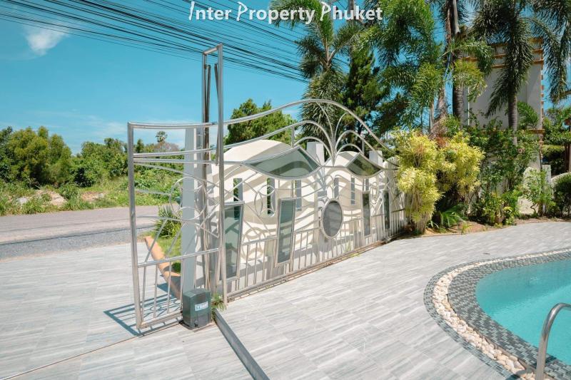 3 Bedrooms private pool villa for sale