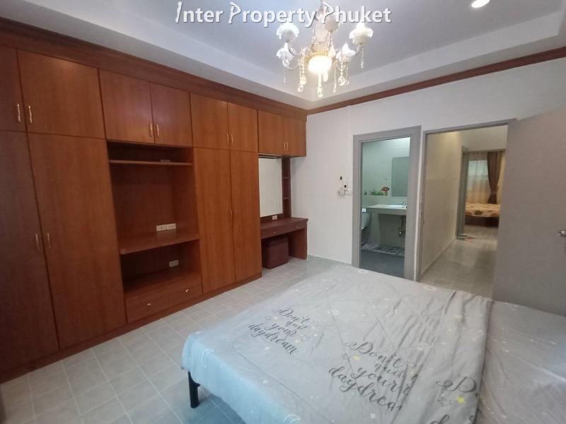 RC322 2 Bedrooms house for rent