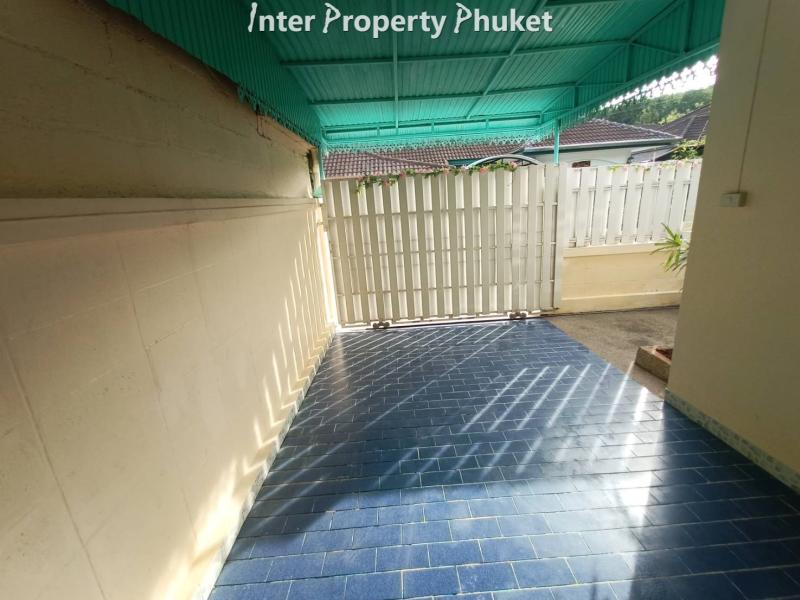 RC322 2 Bedrooms house for rent