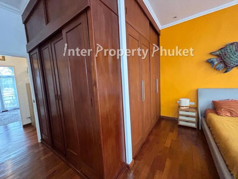 2 Bedrooms Italian Interior Inspired House for SALE