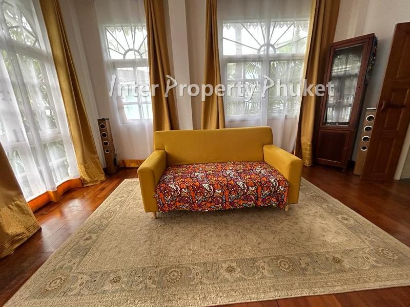 2 Bedrooms Italian Interior Inspired House for SALE