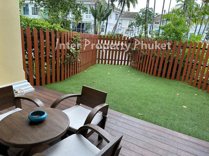 2 Bedrooms Italian Interior Inspired House for SALE