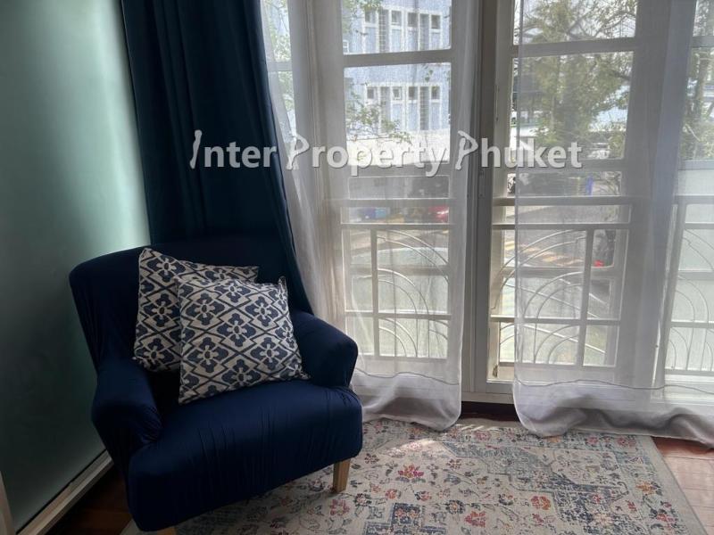 2 Bedrooms Italian Interior Inspired House for SALE