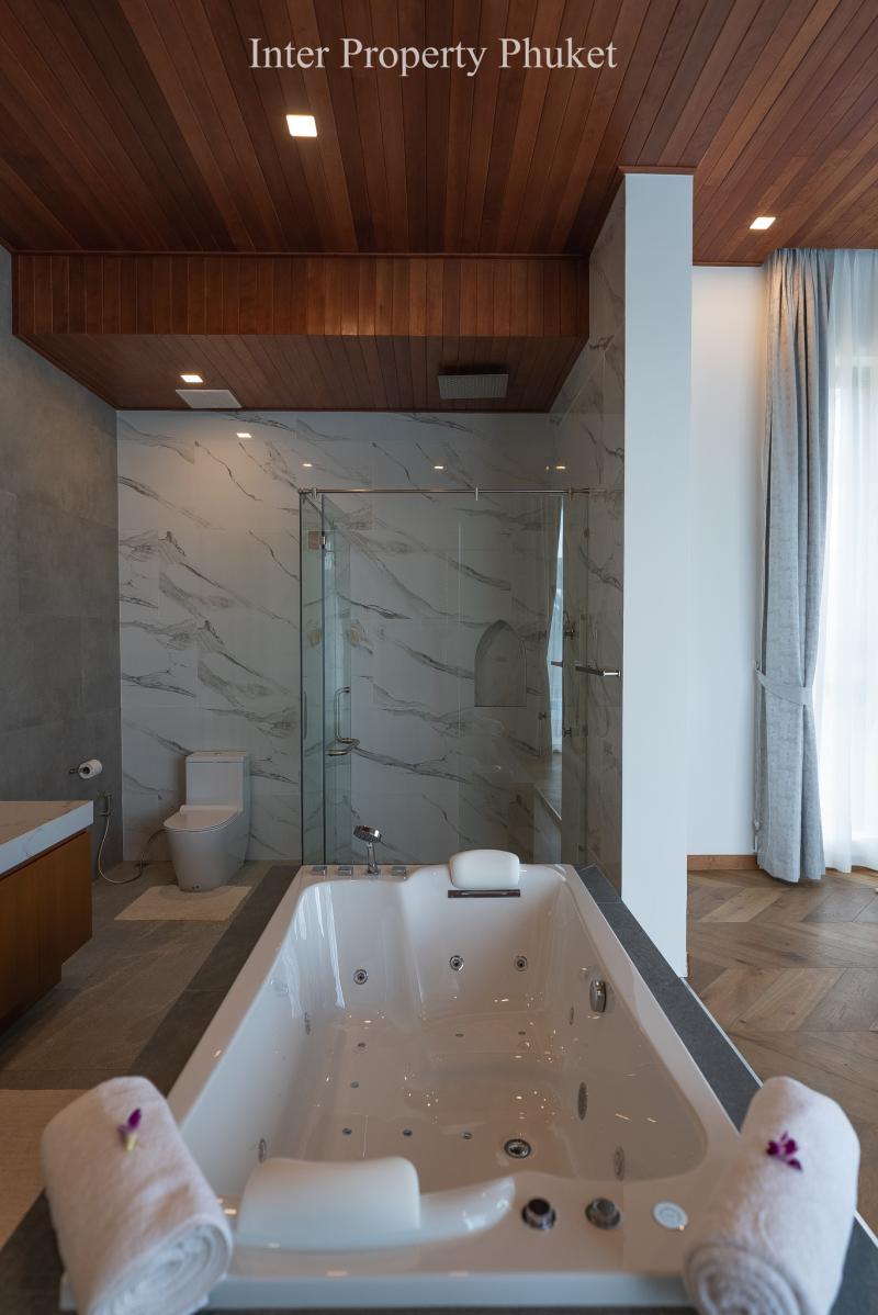 4 bedrooms Villa for RENT in Bangjo