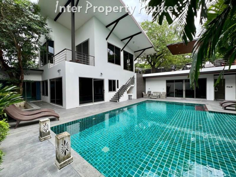 4 bedrooms available for Short term and Long term