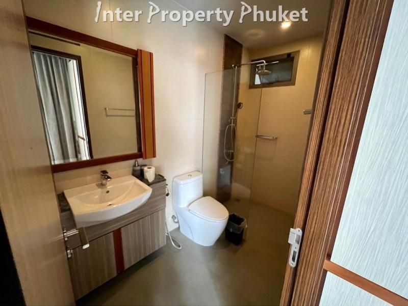 4 bedrooms available for Short term and Long term