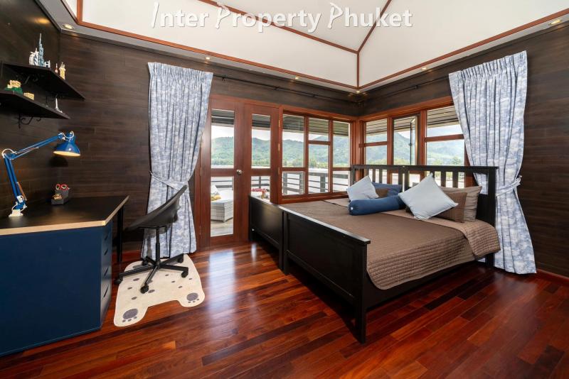 5 bedrooms Seaview stunning villa available for rent