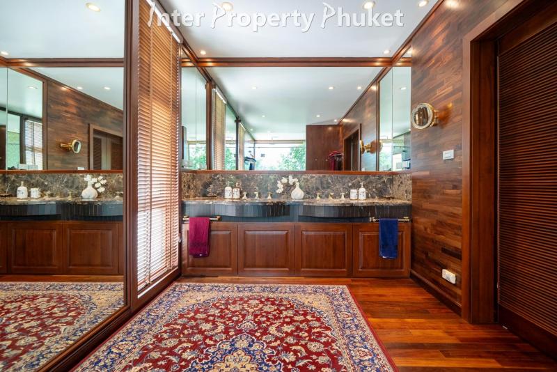 5 bedrooms Seaview stunning villa available for rent