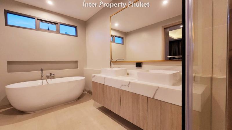 SC164 4 Bedrooms Pool villa for sale