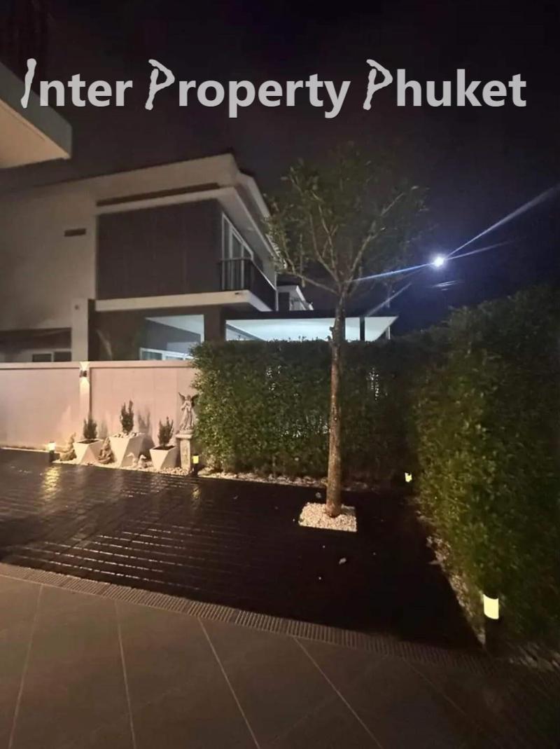RTL452 3 Bedrooms house for rent