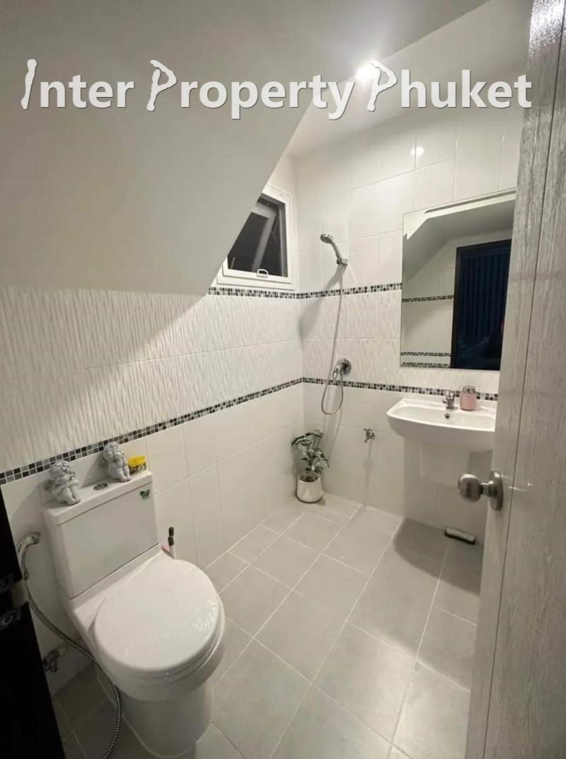 RTL452 3 Bedrooms house for rent