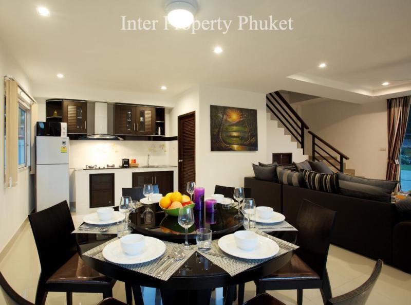 3 Bedrooms Villa for rent + Hill View