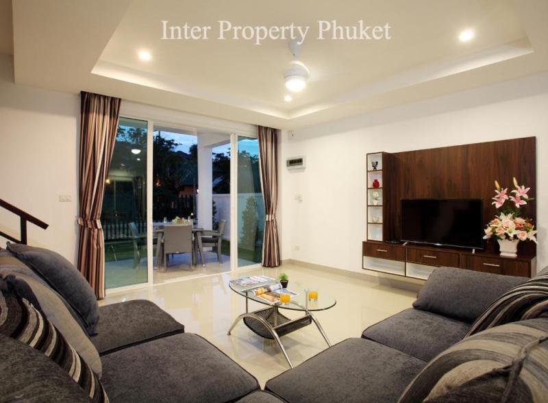 3 Bedrooms Villa for rent + Hill View