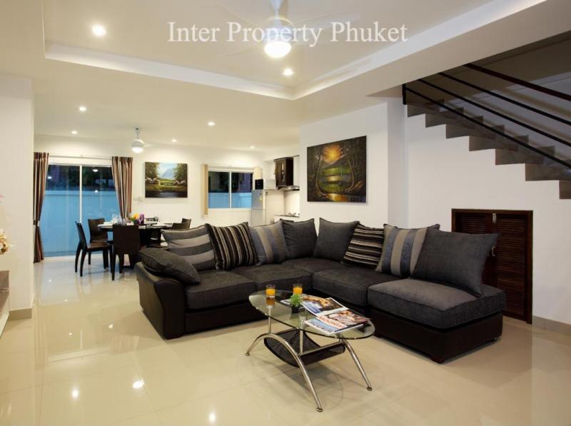 3 Bedrooms Villa for rent + Hill View