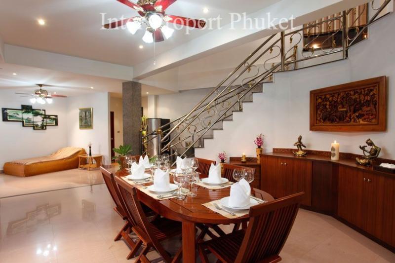 4 Bedrooms Villas for rent in Kata-Karon