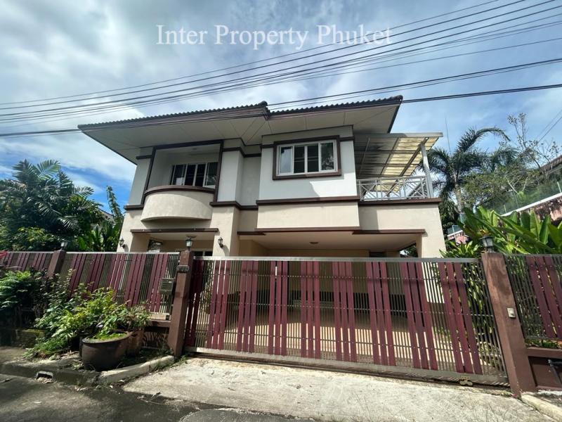 STL168 3 Bedrooms House for sale