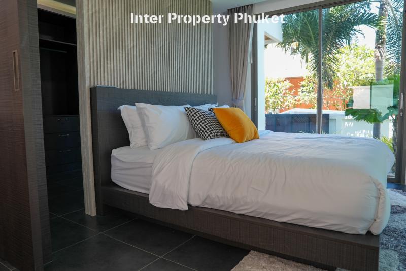 6 bedrooms sea view villa for rent