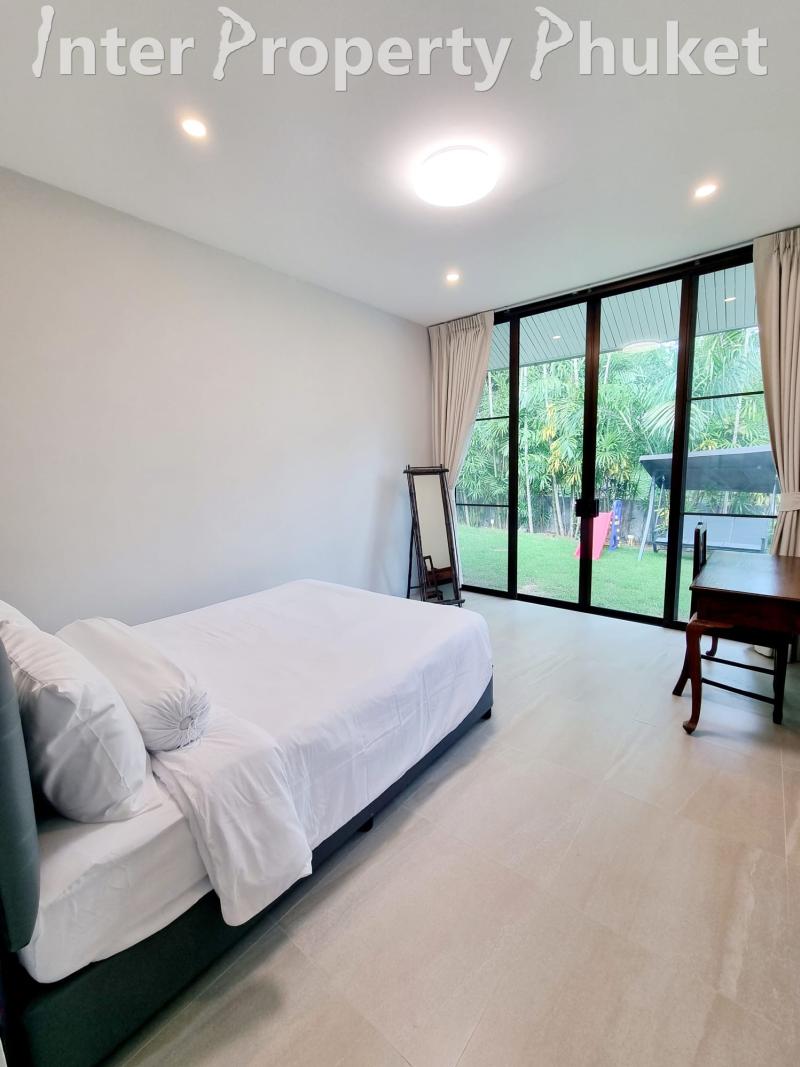 3 bedrooms Minimal style pool villa for rent 