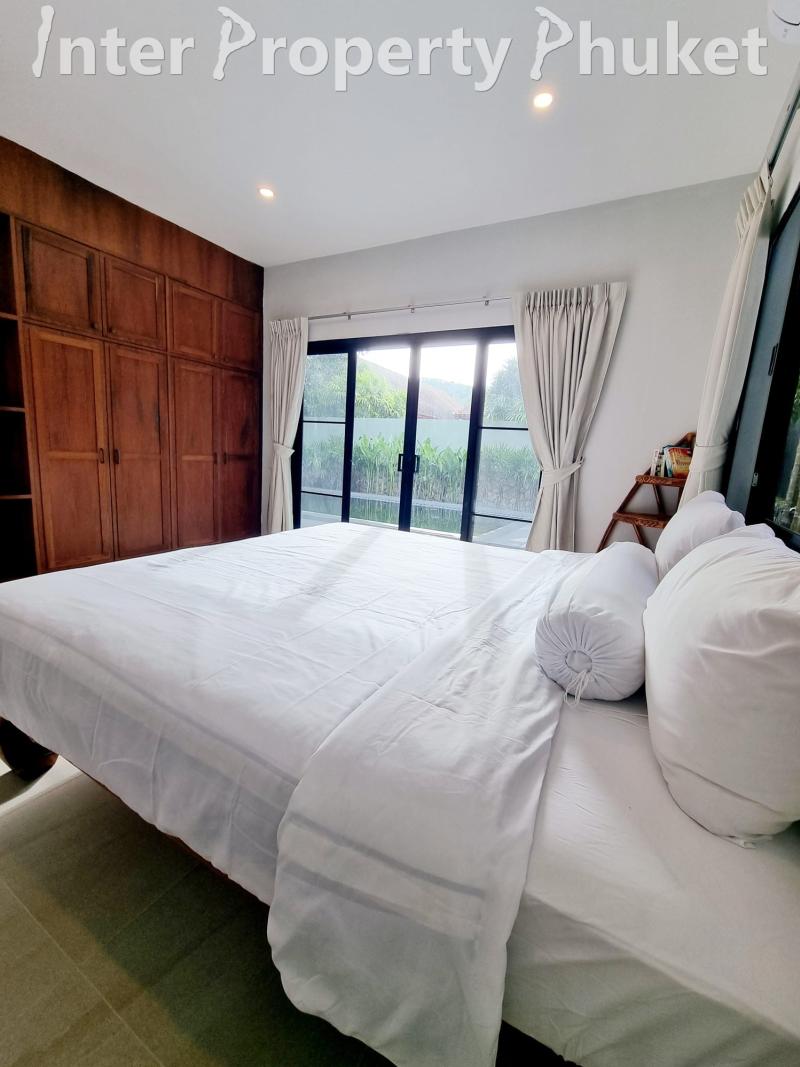 3 bedrooms Minimal style pool villa for rent 